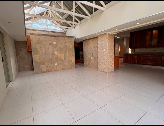 5 BEDROOM HOUSE FOR SALE IN SASOLBURG EXT 4